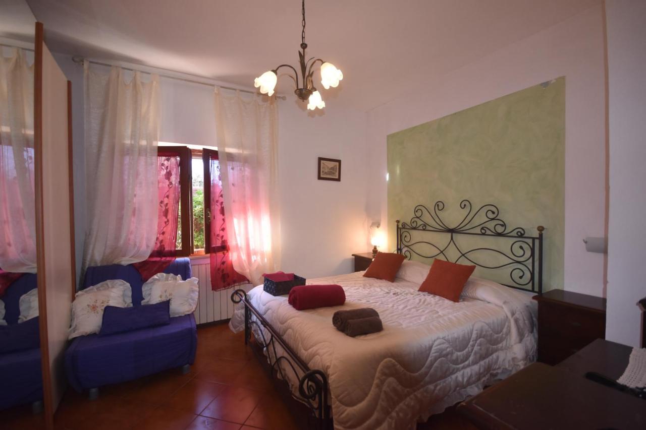 Agriturismo La Nicchia Кастельнуово-Берарденга Экстерьер фото