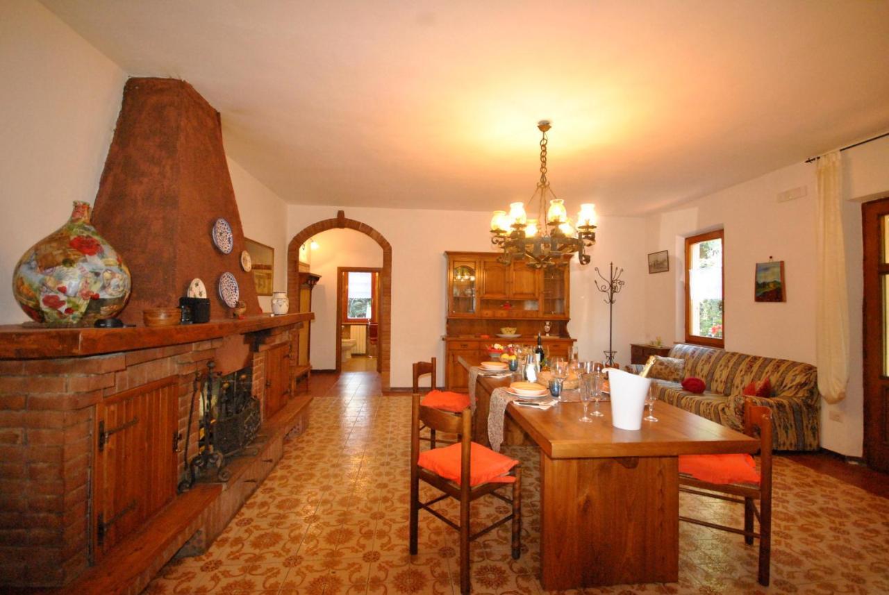 Agriturismo La Nicchia Кастельнуово-Берарденга Экстерьер фото