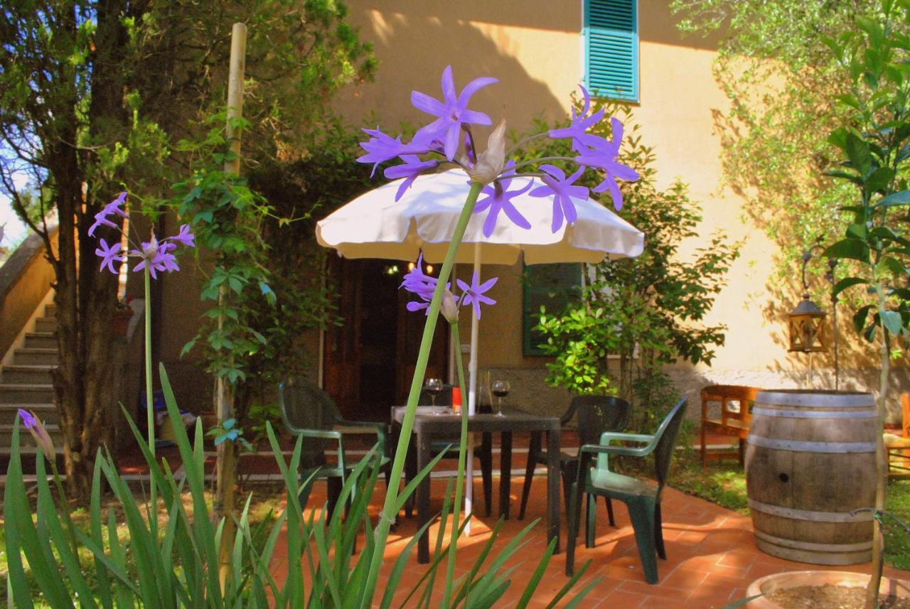 Agriturismo La Nicchia Кастельнуово-Берарденга Экстерьер фото
