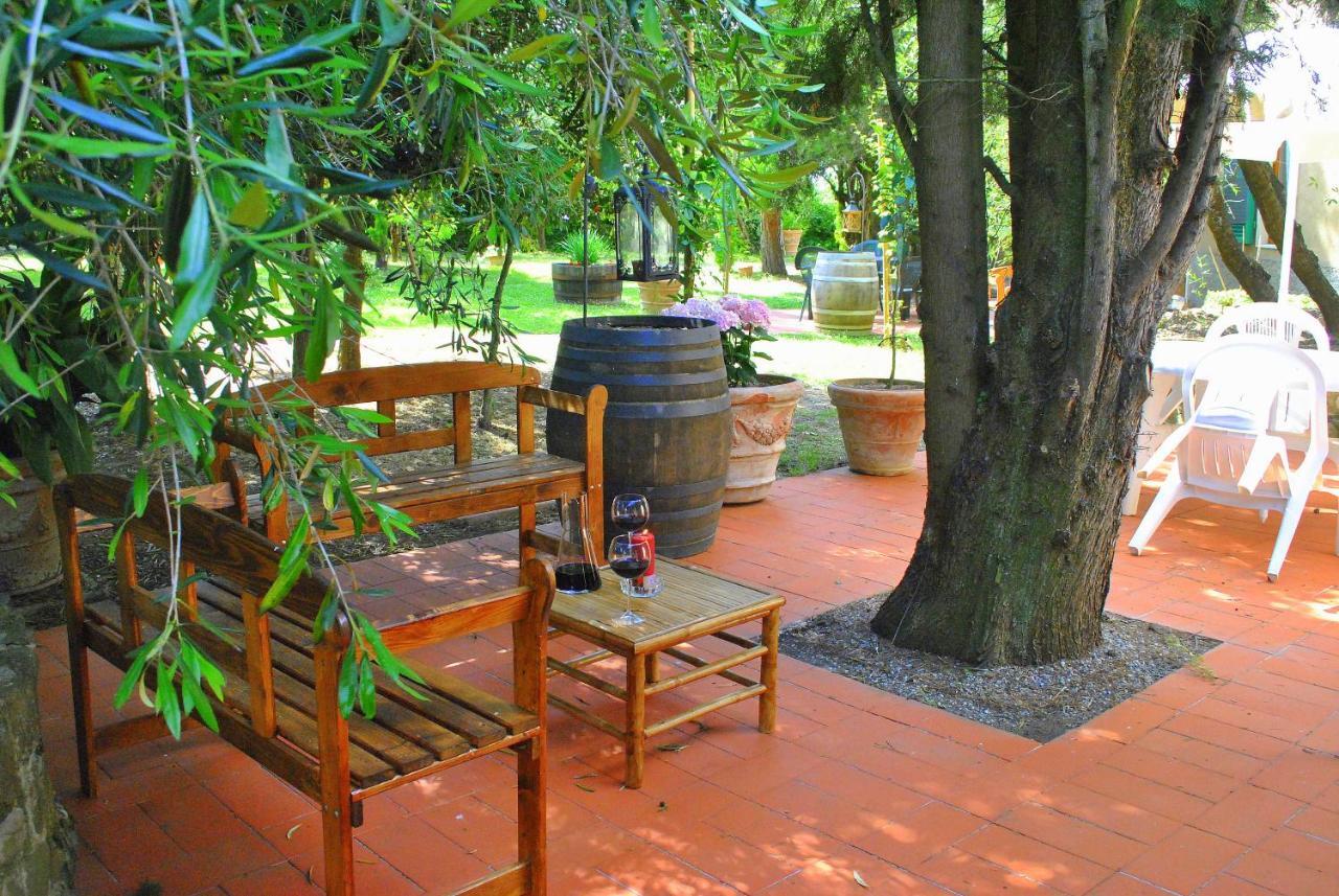 Agriturismo La Nicchia Кастельнуово-Берарденга Экстерьер фото