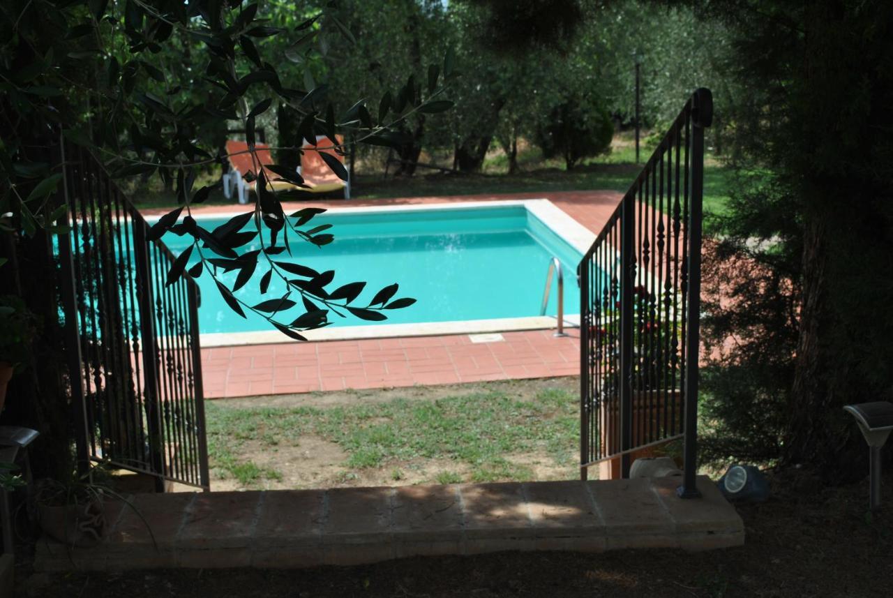 Agriturismo La Nicchia Кастельнуово-Берарденга Экстерьер фото